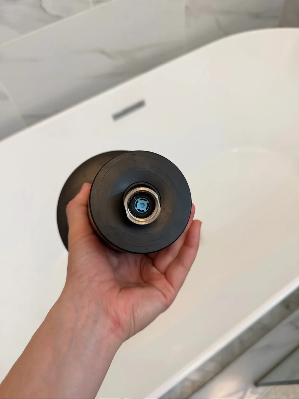 Jolie Showerhead Filter Attachment - Black and White